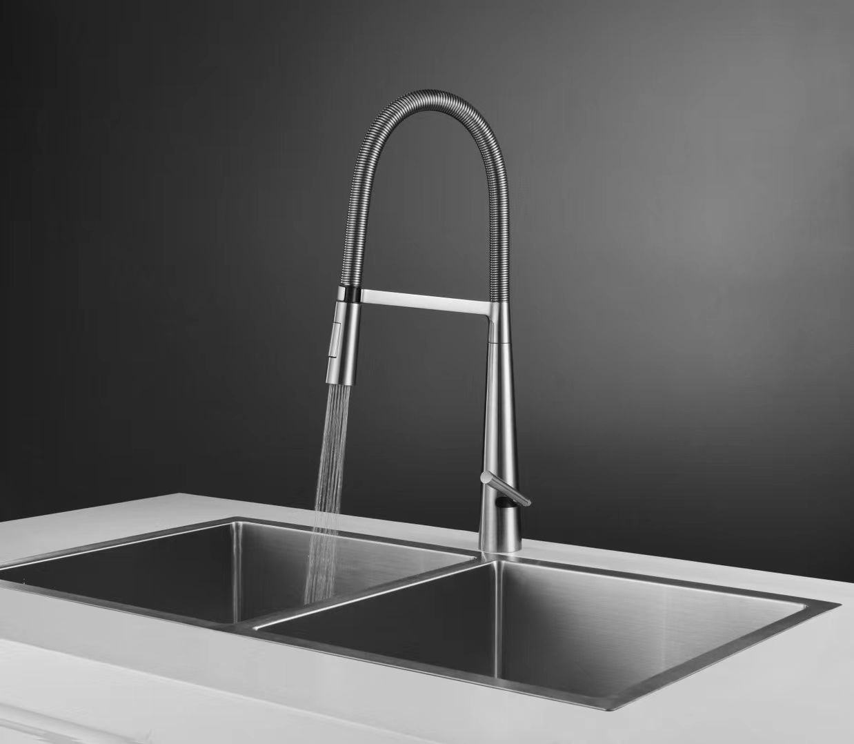 Kitchen faucet